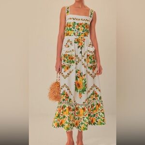 Farm Rio zipper in back beautiful details